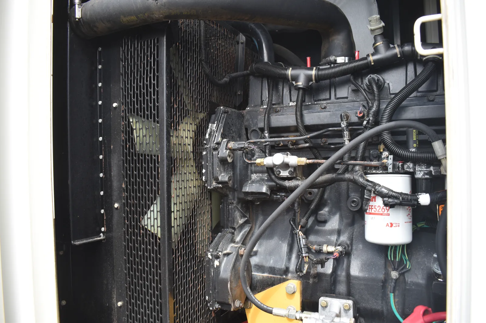 180kW Caterpillar Diesel Generator Set - Image 3