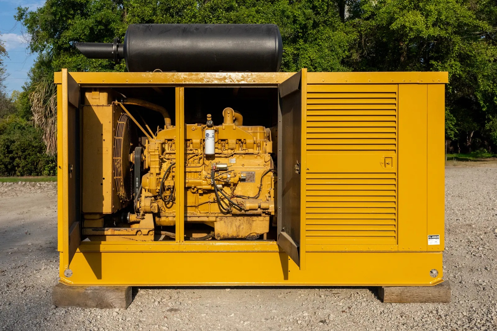 250kW Caterpillar Diesel Generator Set 250kW Caterpillar Diesel Generator Set - Image 3