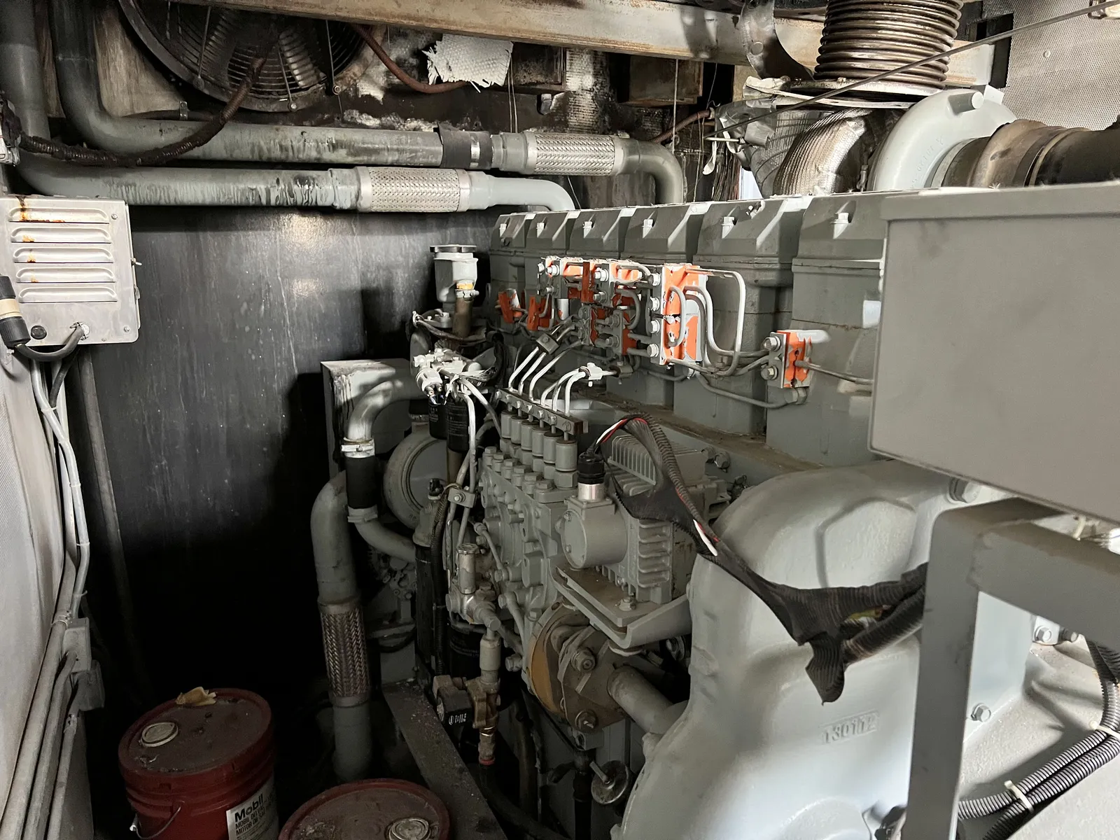 600kW Mitsubishi Diesel Generator Set - Image 2