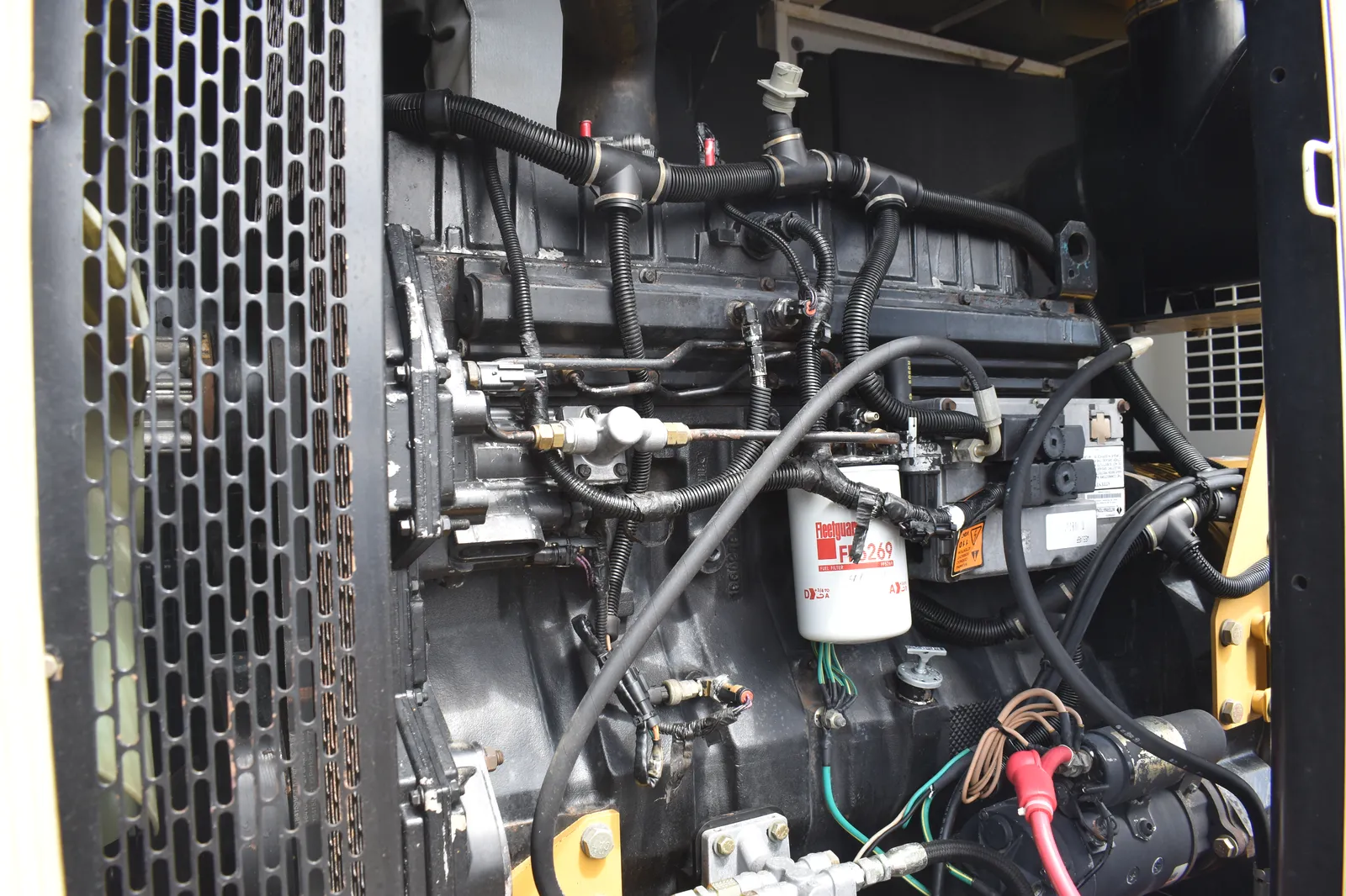 180kW Caterpillar Diesel Generator Set - Image 4