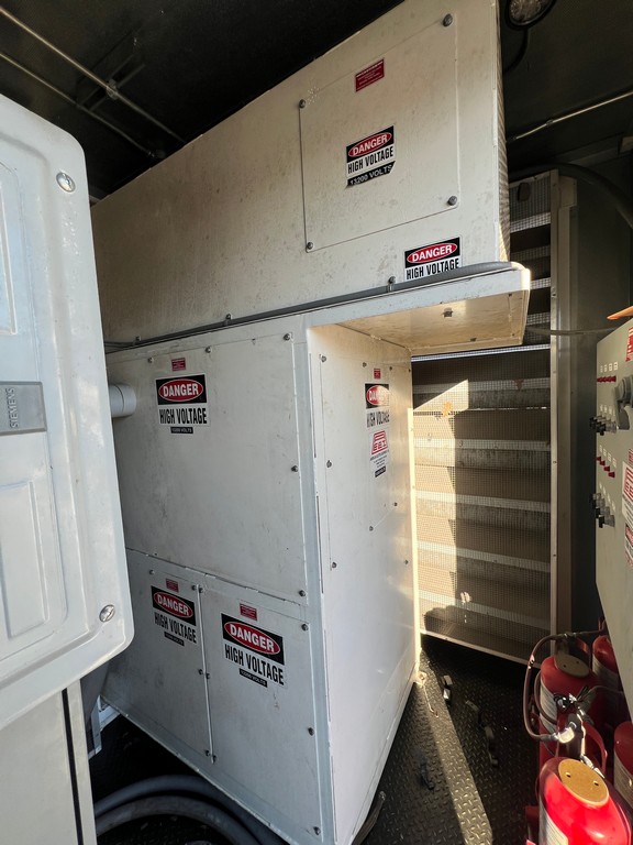 Used CAT 3516CHD Generator Set – 13.2kV - Image 10