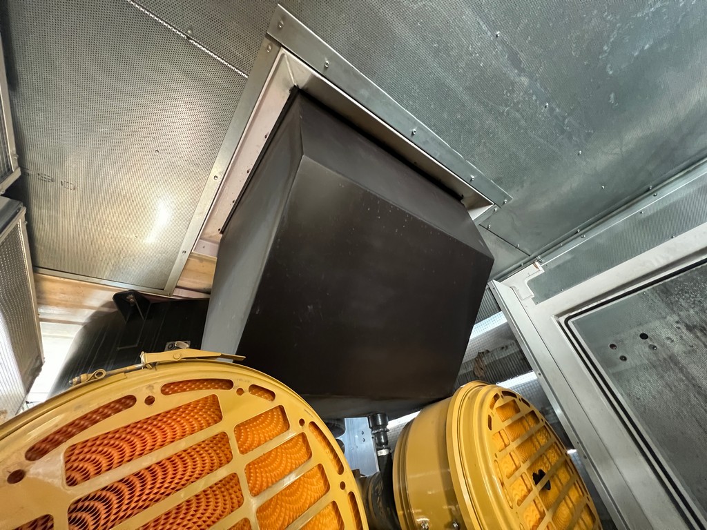 Used CAT 3516CHD Generator Set – 13.2kV - Image 15