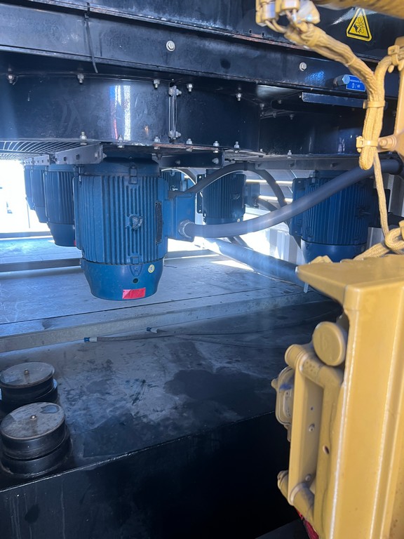 Used CAT 3516CHD Generator Set – 13.2kV - Image 24