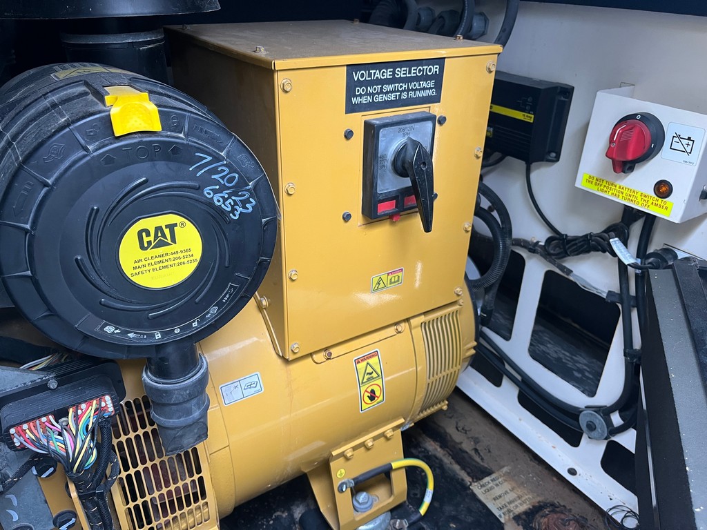 Used CAT XQ125 Generator Set - Image 8