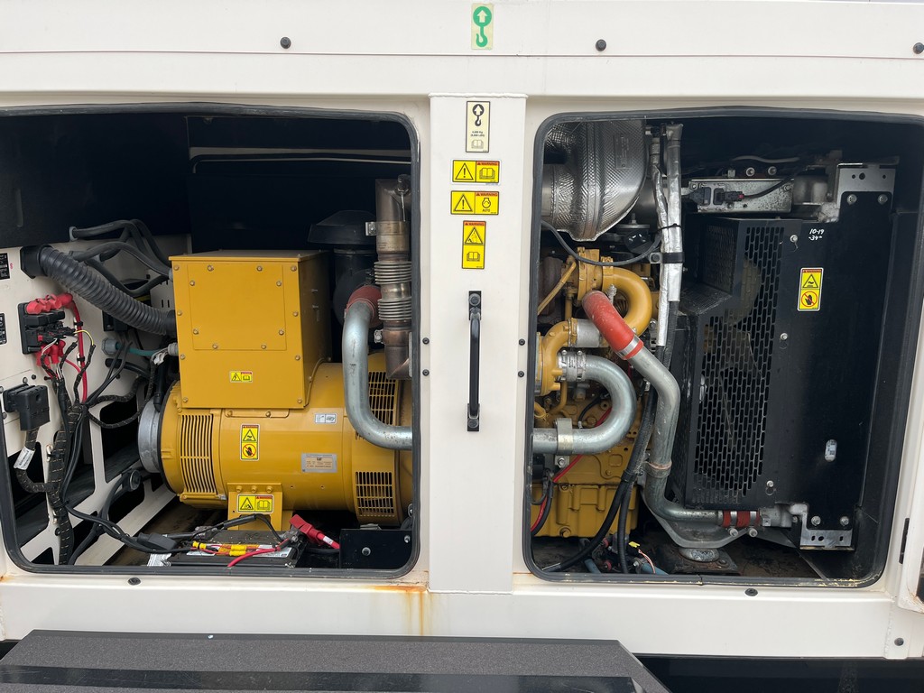 Used CAT XQ125 Generator Set - Image 9