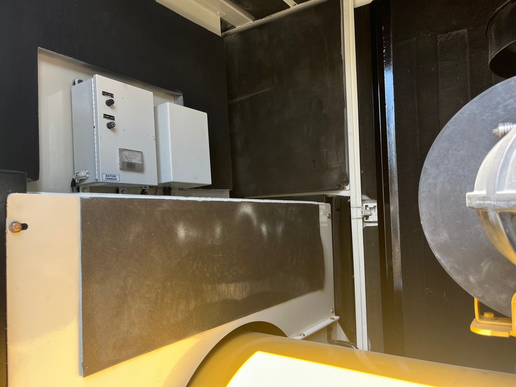 Refurbished CAT XQ400 Generator Set Refurbished CAT XQ400 Generator Set - Image 19