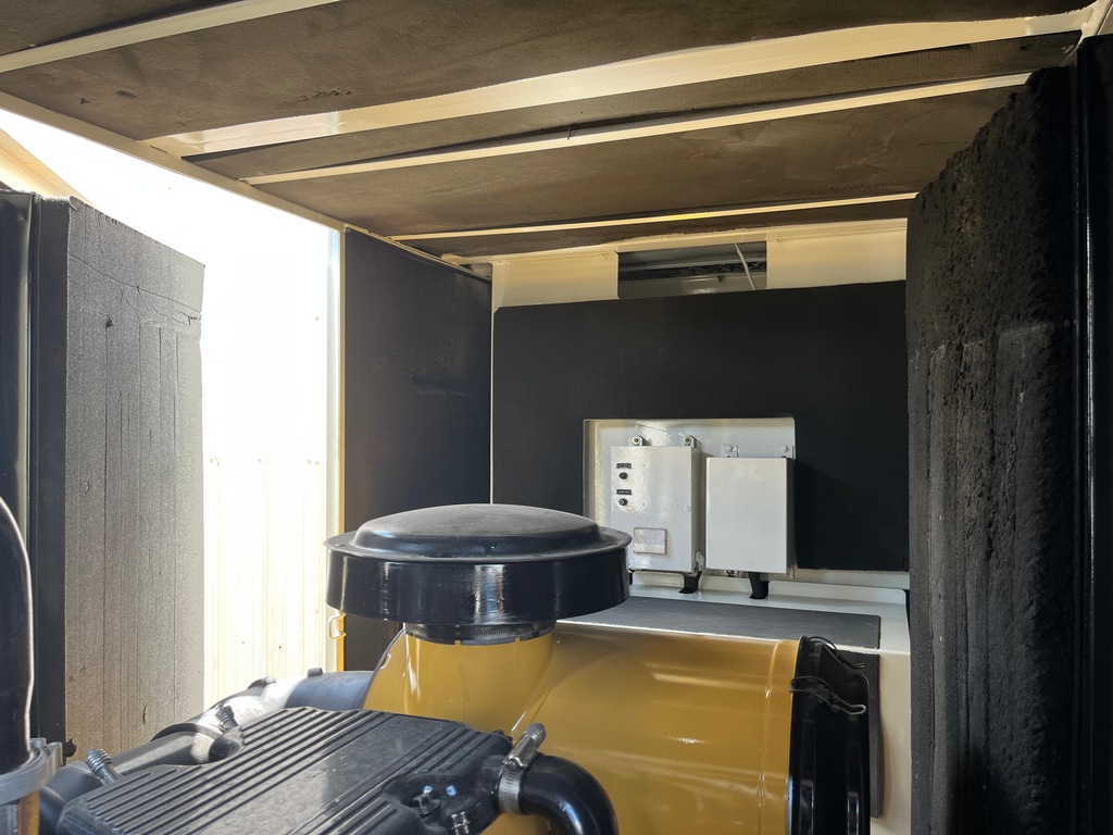 Refurbished CAT XQ400 Generator Set Refurbished CAT XQ400 Generator Set - Image 10