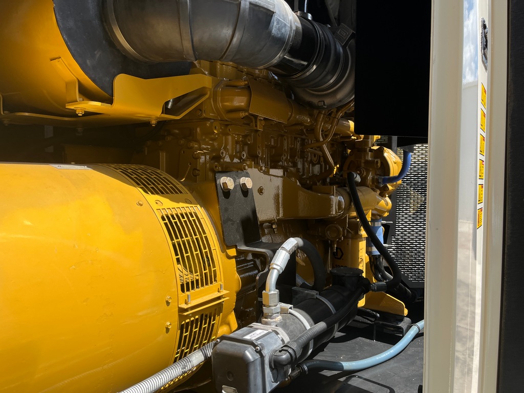 Refurbished CAT XQ400 Generator Set Refurbished CAT XQ400 Generator Set - Image 16