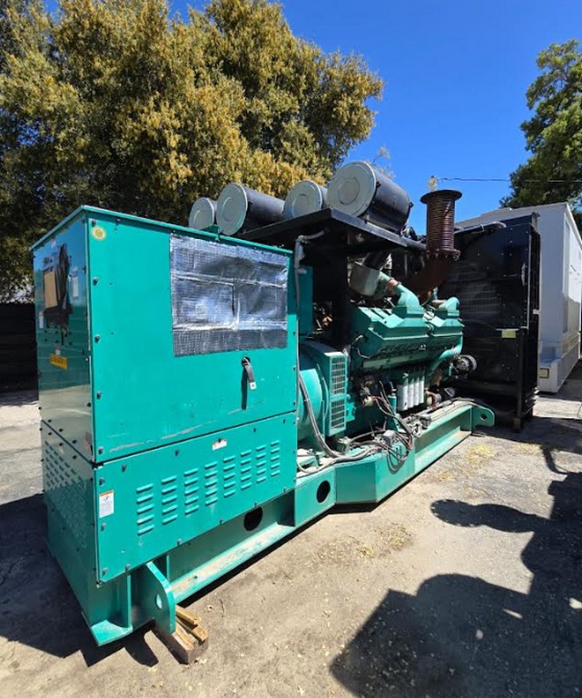 Used Cummins QSK60-G6 Generator Set - Image 2