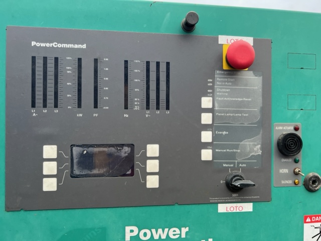 Used 750kW Cummins QST30-G5 Generator Set Used 750kW Cummins QST30-G5 Generator Set - Image 8