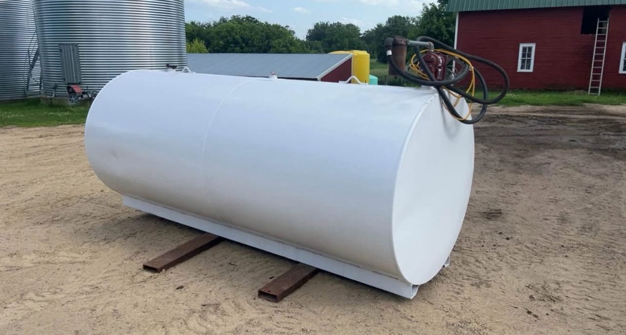1000 Gallon Fuel Tank 1000 Gallon Fuel Tank - Image 5